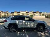 Toyota RAV4 2024 года за 13 500 000 тг. в Актау – фото 3