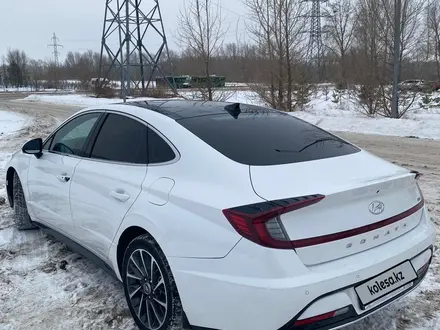 Hyundai Sonata 2021 года за 12 500 000 тг. в Павлодар – фото 2