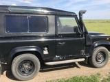 Land Rover Defender 1997 годаүшін3 000 000 тг. в Атбасар – фото 3