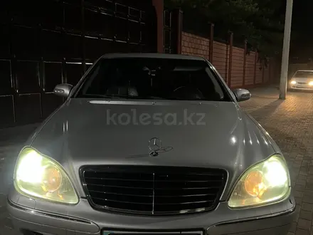 Mercedes-Benz S 320 2000 года за 3 500 000 тг. в Астана – фото 10