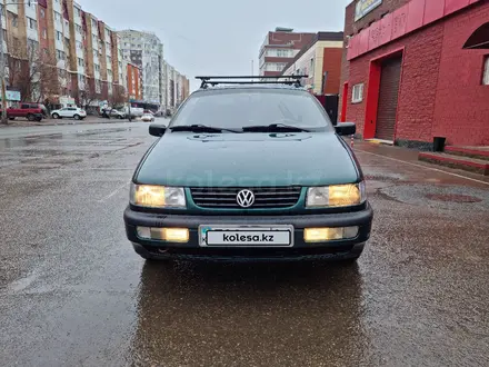 Volkswagen Passat 1996 года за 2 400 000 тг. в Астана – фото 2