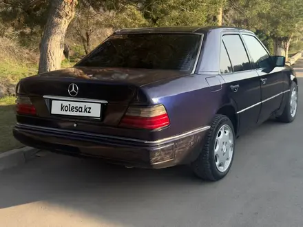 Mercedes-Benz E 280 1994 года за 1 500 000 тг. в Алматы – фото 16