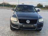 Volkswagen Touareg 2003 годаүшін3 500 000 тг. в Актау – фото 3