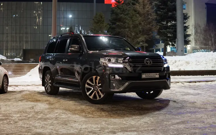 Toyota Land Cruiser 2015 годаүшін33 000 000 тг. в Астана