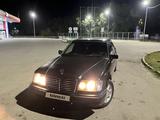 Mercedes-Benz E 260 1992 годаfor800 000 тг. в Алматы