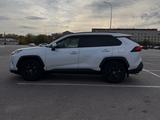 Toyota RAV4 2023 года за 15 700 000 тг. в Караганда – фото 4