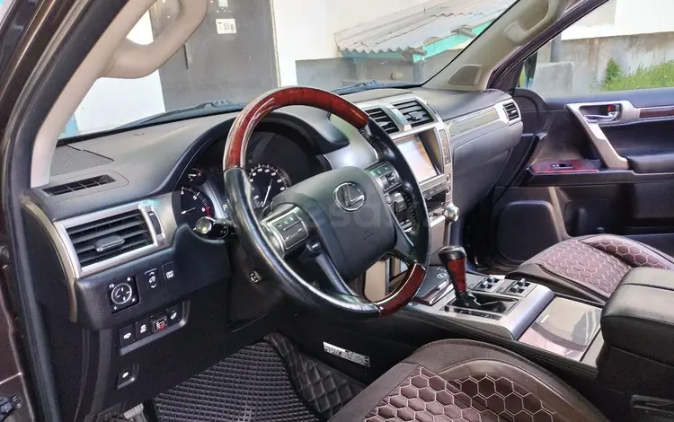 Lexus GX 460 2012 годаүшін17 200 000 тг. в Алматы