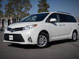 Toyota Sienna 2016 года за 16 200 000 тг. в Байконыр