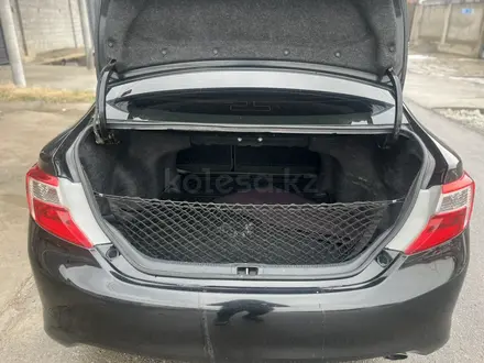 Toyota Camry 2014 года за 8 550 000 тг. в Шымкент – фото 3
