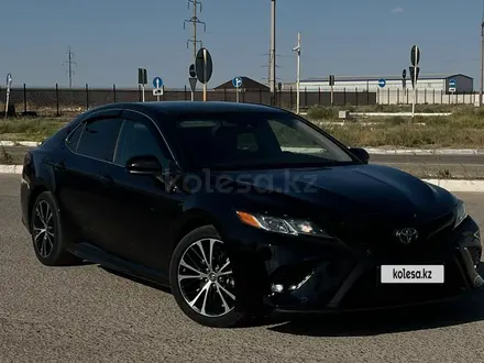 Toyota Camry 2019 года за 10 500 000 тг. в Кульсары