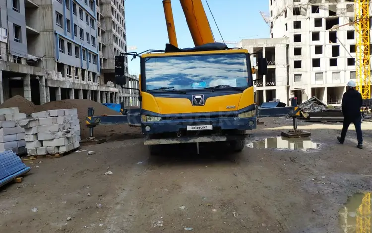 XCMG  QY25KII 2014 года за 40 000 000 тг. в Алматы