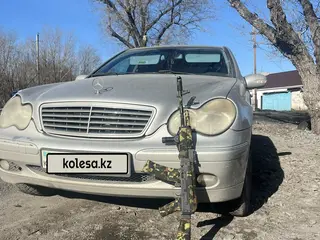 Mercedes-Benz C 320