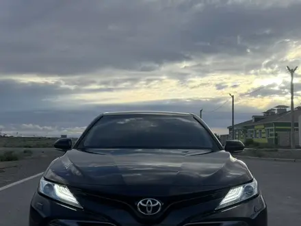 Toyota Camry 2018 года за 14 000 000 тг. в Актау – фото 3