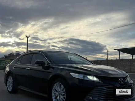 Toyota Camry 2018 года за 14 000 000 тг. в Актау – фото 5
