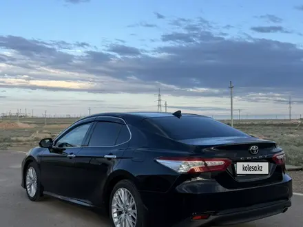 Toyota Camry 2018 года за 14 000 000 тг. в Актау – фото 7