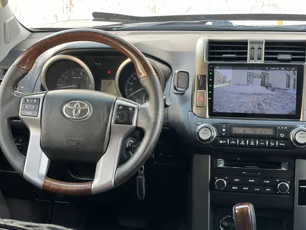 Toyota Land Cruiser Prado 2010 года за 13 700 000 тг. в Караганда – фото 3