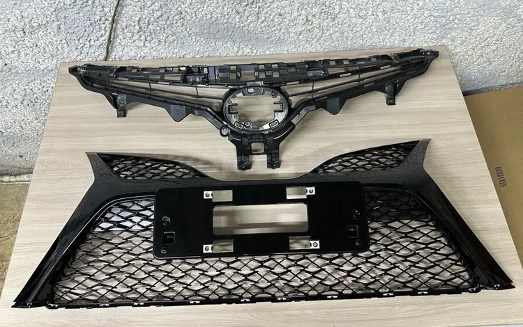 Решетка CAMRY 70 75 за 25 000 тг. в Алматы