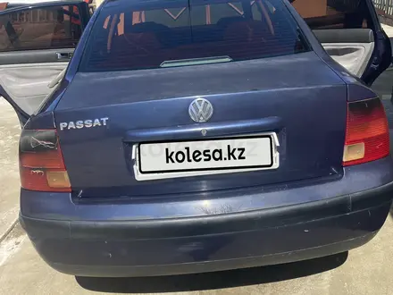 Volkswagen Passat 1996 года за 1 500 000 тг. в Тараз – фото 3