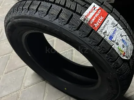 205-60r16 ROADX RX FROST ARCTIC за 27 000 тг. в Алматы – фото 2