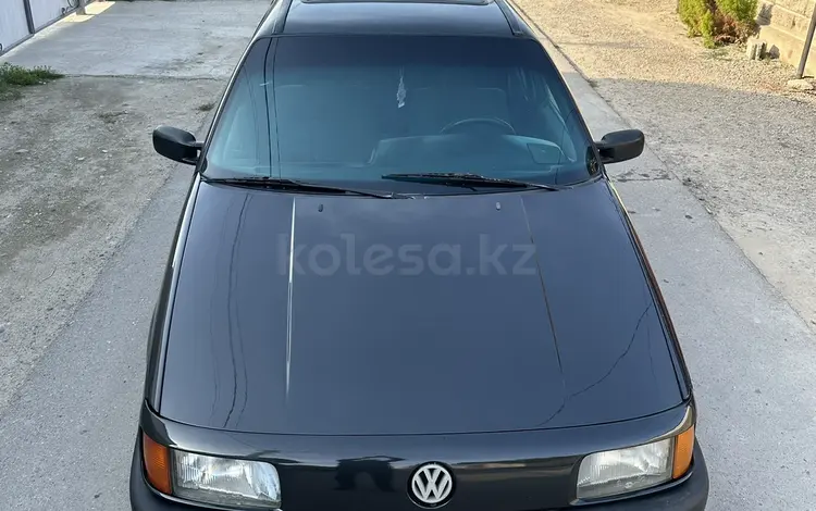 Volkswagen Passat 1991 годаfor1 800 000 тг. в Тараз