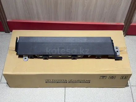 Коленная подушка безопасности (Knee Airbag) LEXUS LX 600/700 за 298 000 тг. в Шымкент