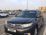 Toyota Highlander 2012 годаүшін14 700 000 тг. в Алматы