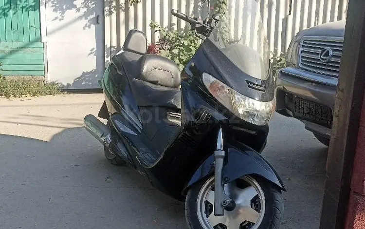 Suzuki  Burgman (SkyWave) 400 2006 годаүшін1 100 000 тг. в Алматы