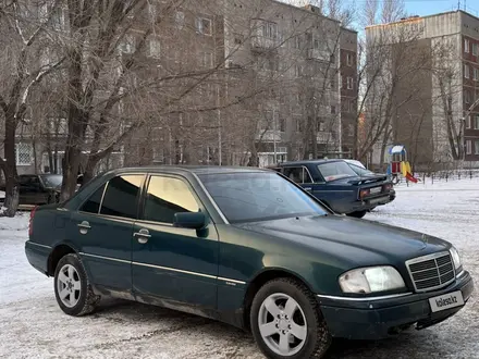 Mercedes-Benz C 180 1994 года за 1 700 000 тг. в Экибастуз – фото 2