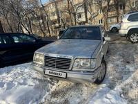 Mercedes-Benz E 220 1995 годаүшін2 300 000 тг. в Алматы