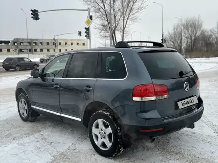 Volkswagen Touareg 2005 года за 4 600 000 тг. в Караганда – фото 3