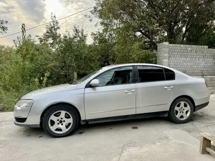 Volkswagen Passat 2005 года за 3 200 000 тг. в Шымкент – фото 3