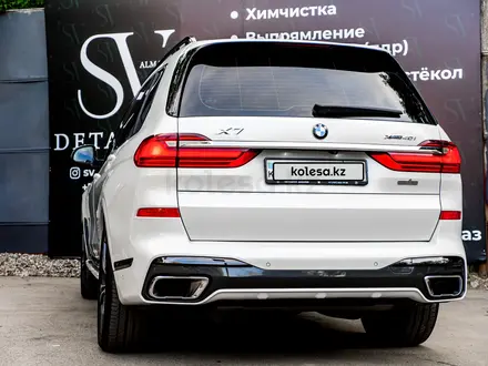 BMW X7 2019 года за 44 000 000 тг. в Алматы – фото 2