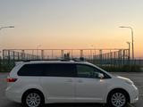 Toyota Sienna 2016 года за 13 000 000 тг. в Жанаозен – фото 3