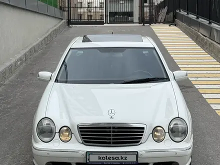 Mercedes-Benz E 320 2002 года за 7 300 000 тг. в Шымкент