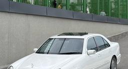 Mercedes-Benz E 320 2002 года за 7 300 000 тг. в Шымкент – фото 2