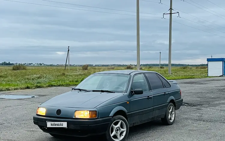 Volkswagen Passat 1993 годаүшін1 118 000 тг. в Петропавловск