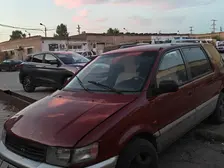 Mitsubishi Space Wagon, 1994