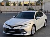 Toyota Camry 2019 года за 13 700 000 тг. в Астана