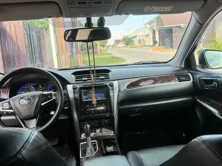 Toyota Camry 2016 года за 11 800 000 тг. в Шымкент – фото 10
