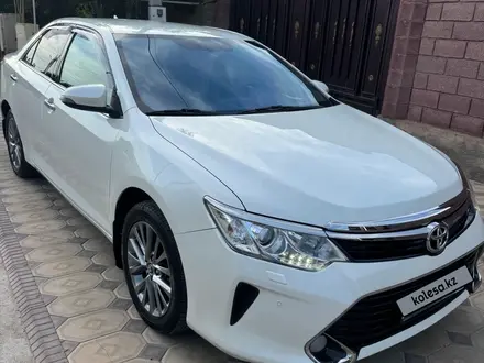 Toyota Camry 2016 года за 11 800 000 тг. в Шымкент – фото 4