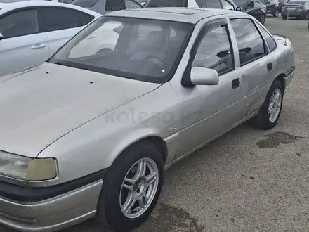 Opel Vectra 1994 года за 750 000 тг. в Актау – фото 2