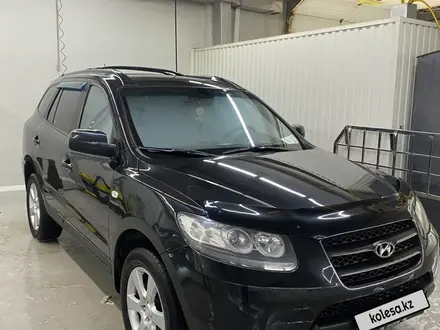 Hyundai Santa Fe 2008 года за 7 000 000 тг. в Караганда – фото 3