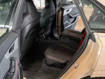 Audi Q8 55 TFSI Quattro Sport 2024 года за 63 890 000 тг. в Астана – фото 14