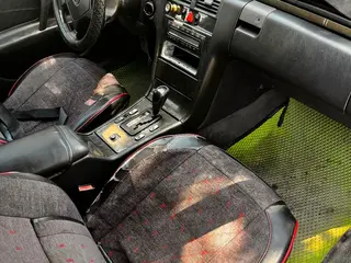 Mercedes-Benz E 280
