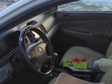 Toyota Camry 2004 года за 3 800 000 тг. в Есик – фото 5