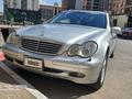 Mercedes-Benz C 320 2002 года за 2 200 000 тг. в Семей – фото 8