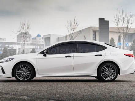 Toyota Camry 2024 года за 22 500 000 тг. в Алматы – фото 17
