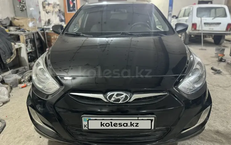 Hyundai Accent 2013 годаfor3 850 000 тг. в Уральск