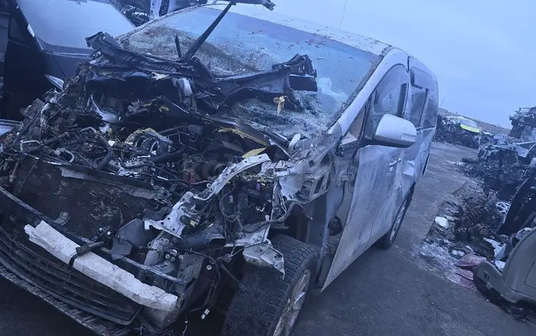 Toyota Alphard 2011 года за 2 200 001 тг. в Атырау