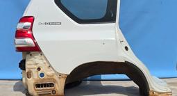 Крыло заднее на Toyota Land Cruiser Prado 150 за 400 000 тг. в Астана